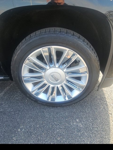 Used 2018 Cadillac Escalade Platinum AWD/4WD image 6