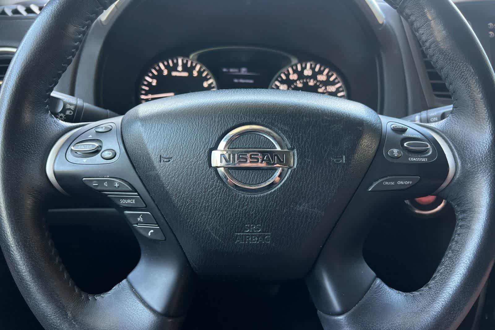 Used 2019 Nissan Pathfinder SV AWD/4WD image 24