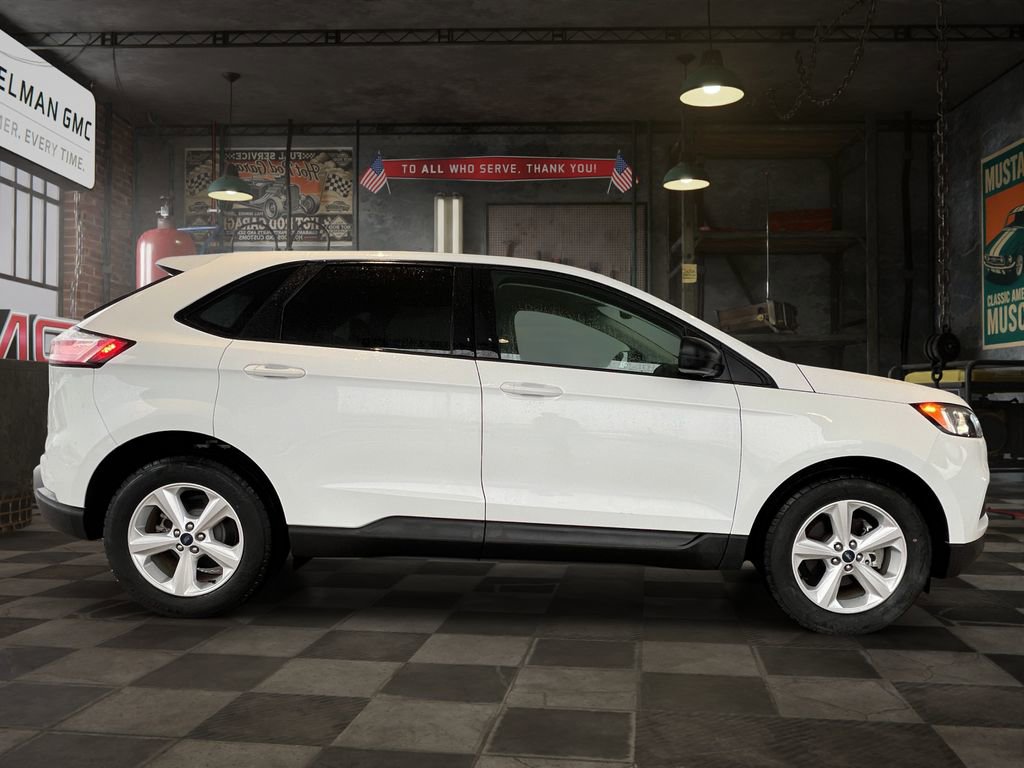 Used 2019 Ford Edge SE w/ SE Fleet Driver's Package image 8