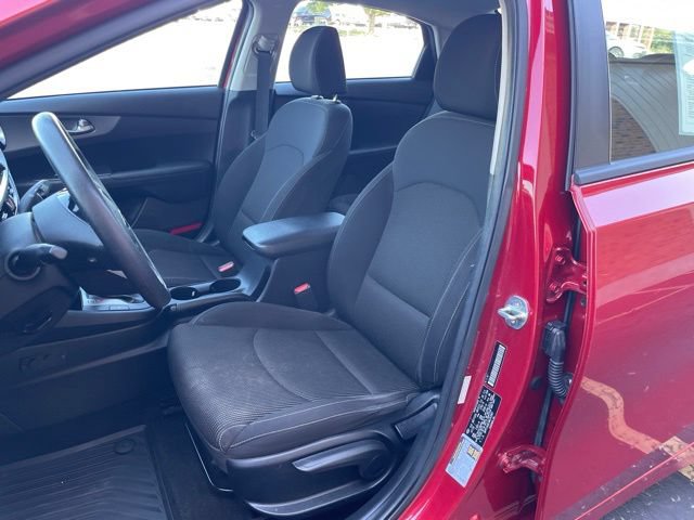 Used 2021 Kia Forte LXS FWD image 19