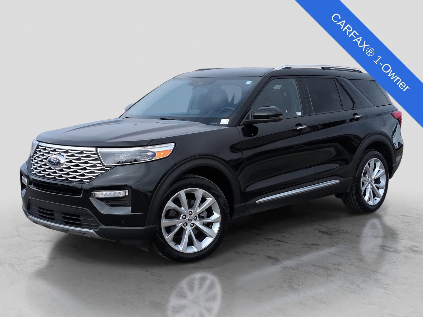 Used 2024 Ford Explorer Platinum w/ Technology Package image 1