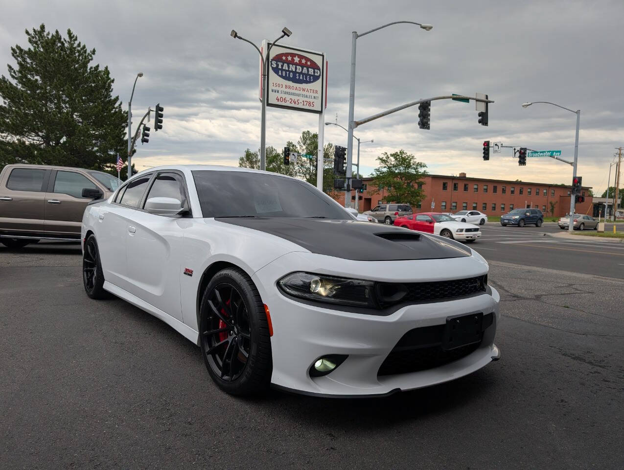 Used 2022 Dodge Charger Scat Pack w/ Dynamics Package RWD image 1