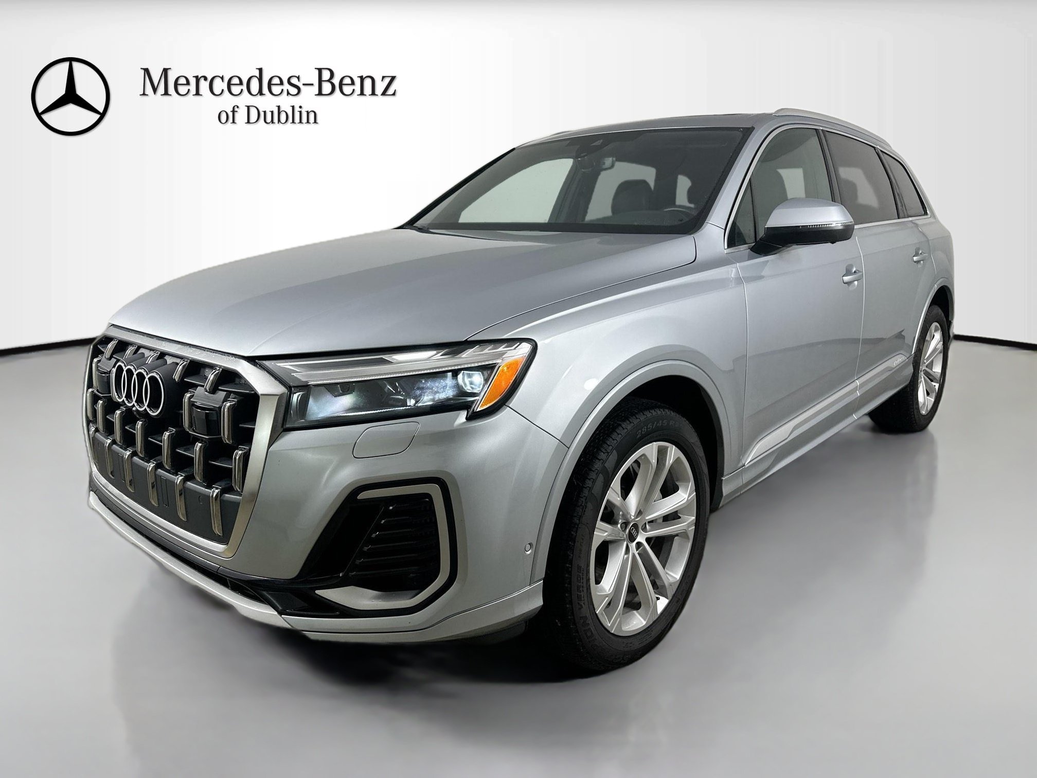 Used 2025 Audi Q7 3.0T Premium Plus AWD/4WD image 1