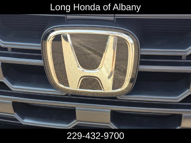 New 2026 Honda Pilot Sport image 3