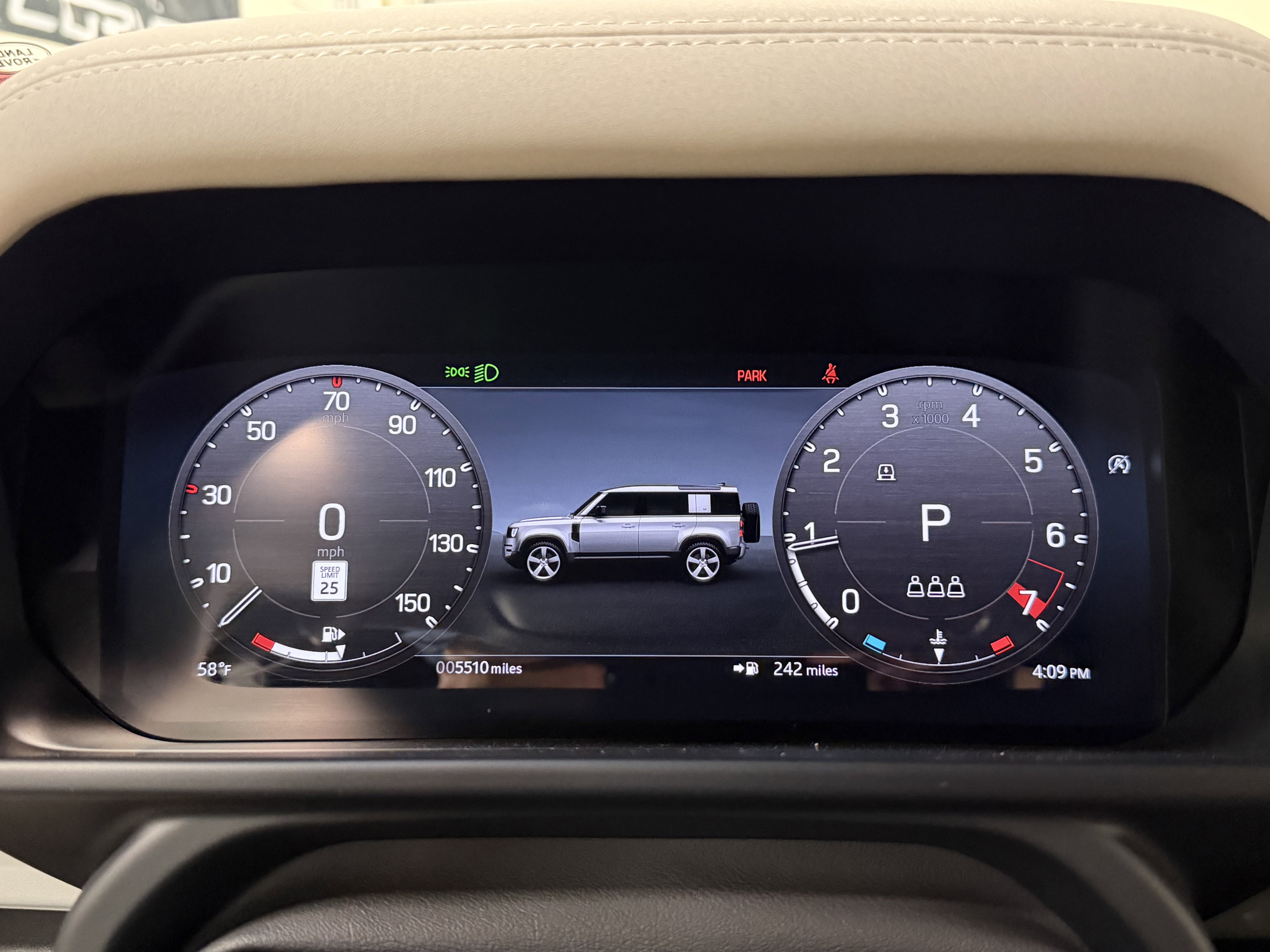 Used 2023 Land Rover Defender 110 S image 26