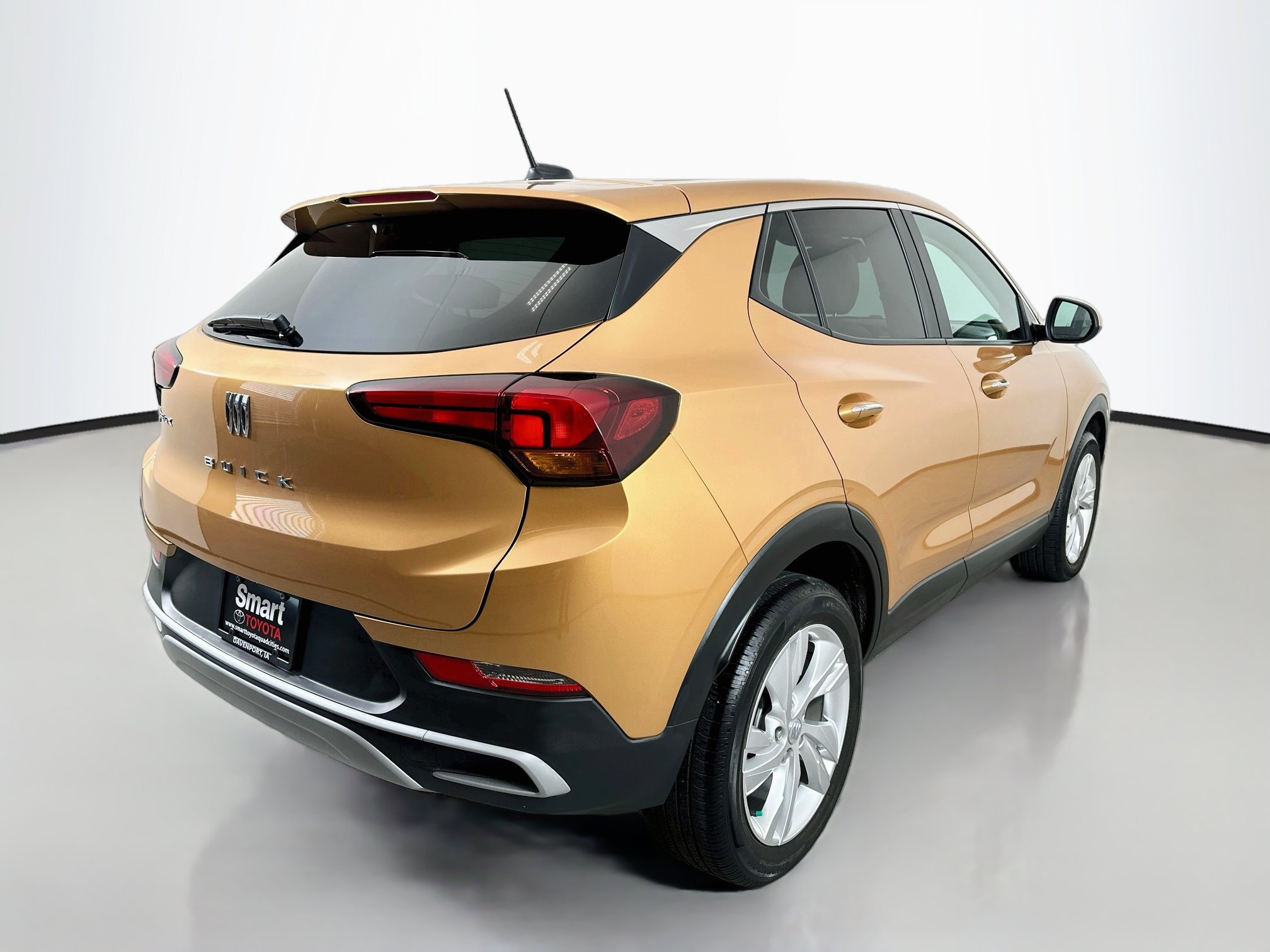 Used 2024 Buick Encore GX Preferred w/ Comfort Package AWD/4WD image 7
