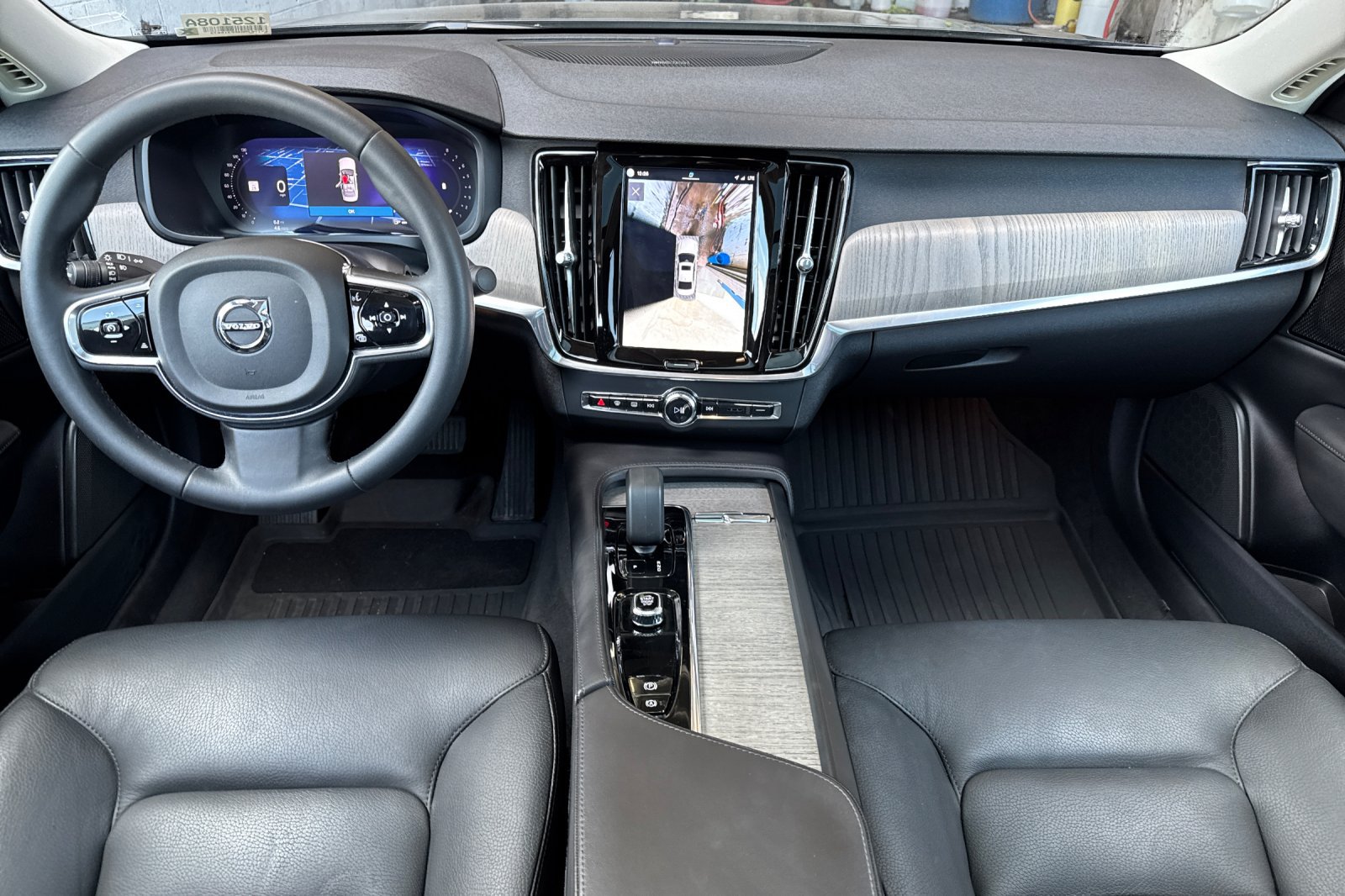 Used 2023 Volvo S90 B6 Plus w/ Protection Package Premier AWD/4WD image 13