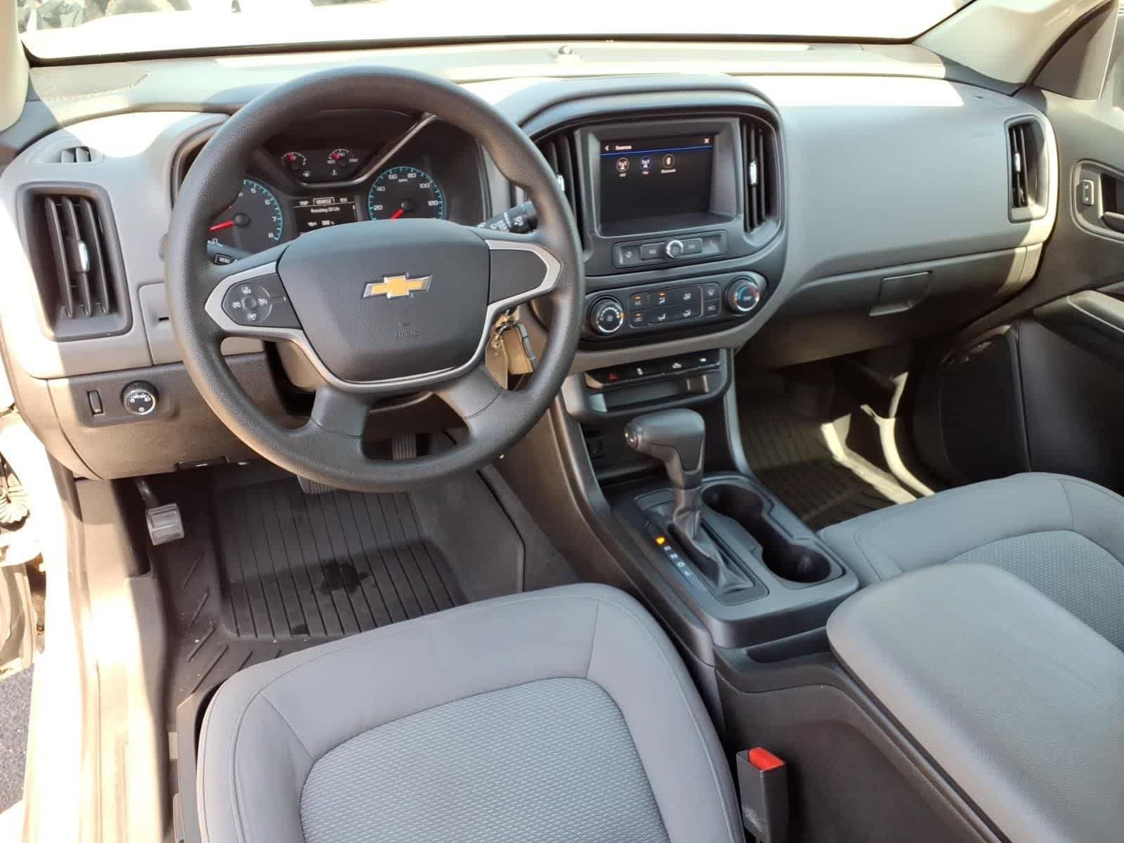 Used 2020 Chevrolet Colorado W/T w/ WT Convenience Package RWD image 12
