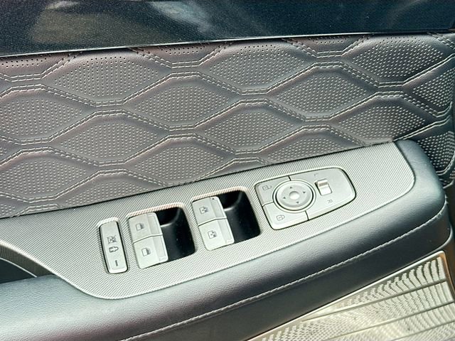 Used 2020 Hyundai Palisade Limited image 19