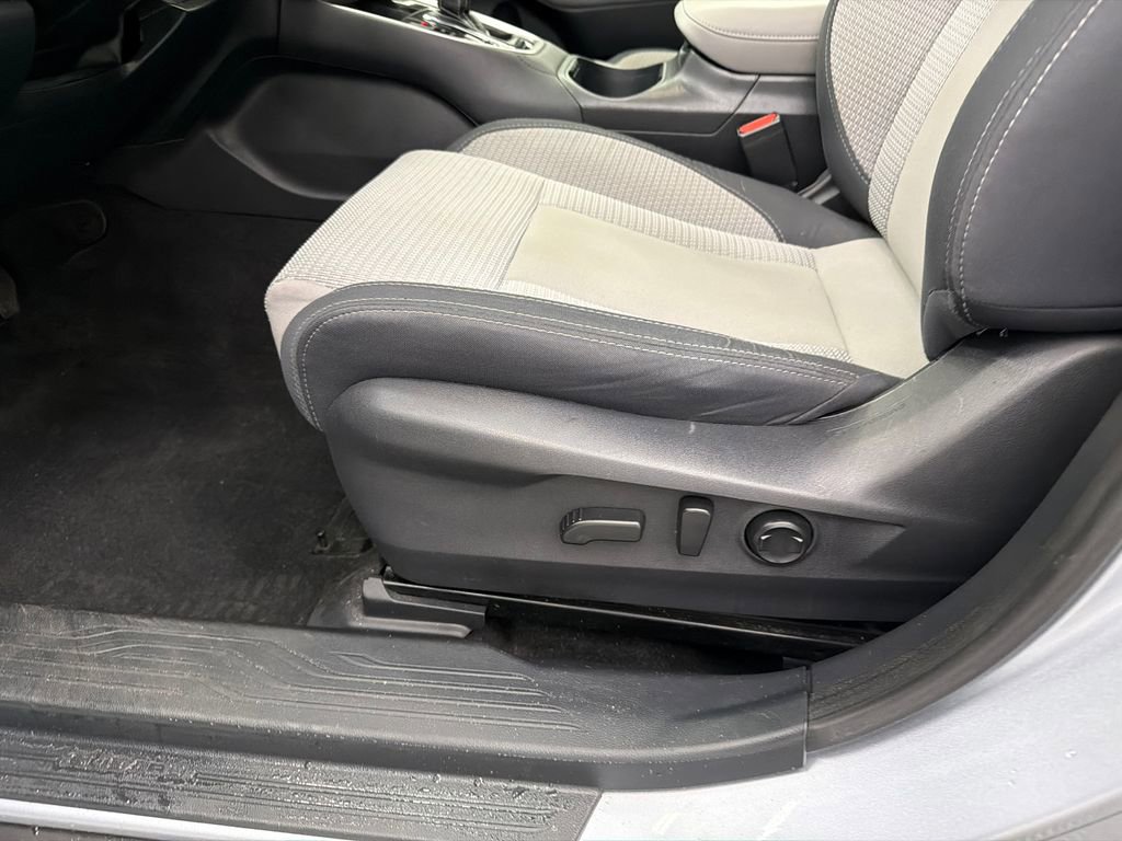 Used 2020 Subaru Outback Premium image 10