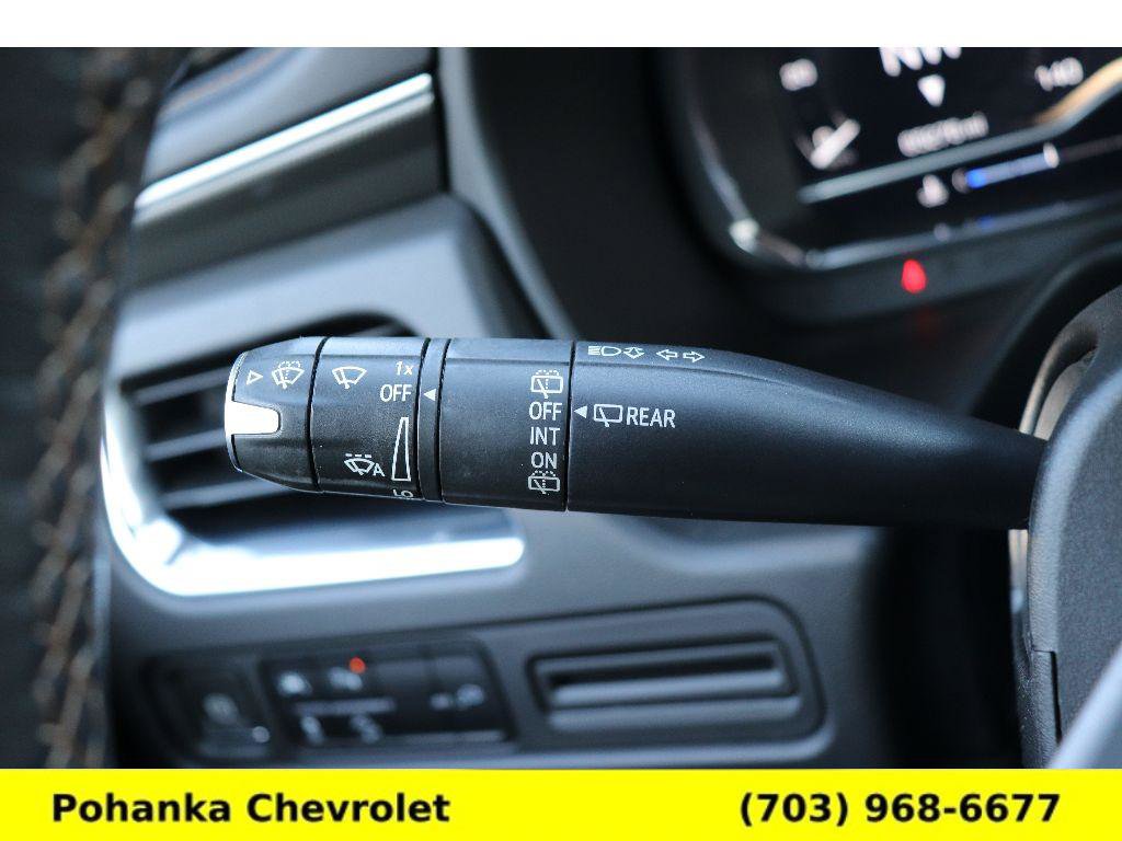 Used 2022 GMC Yukon AT4 AWD/4WD image 10