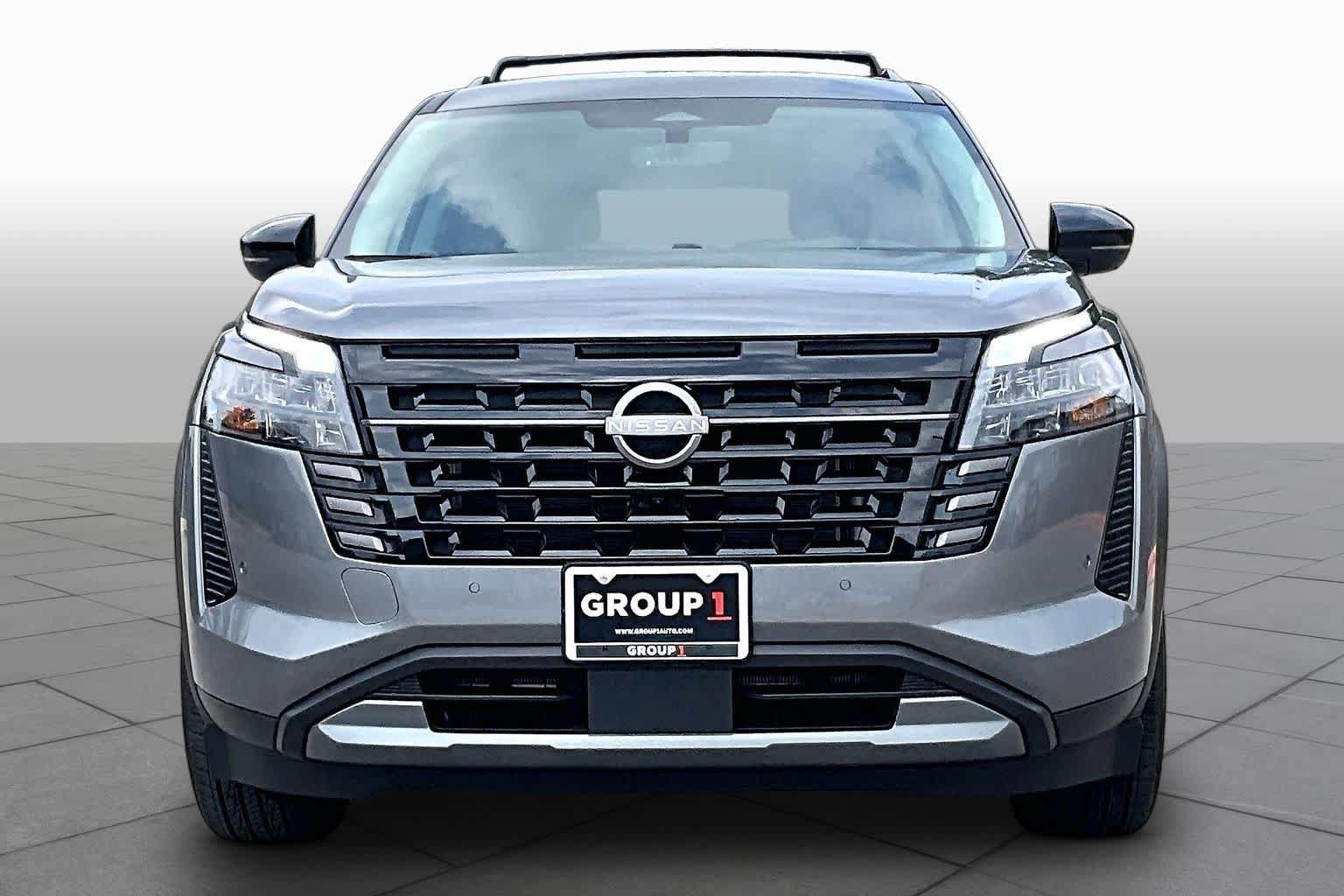 New 2026 Nissan Pathfinder SL FWD image 3
