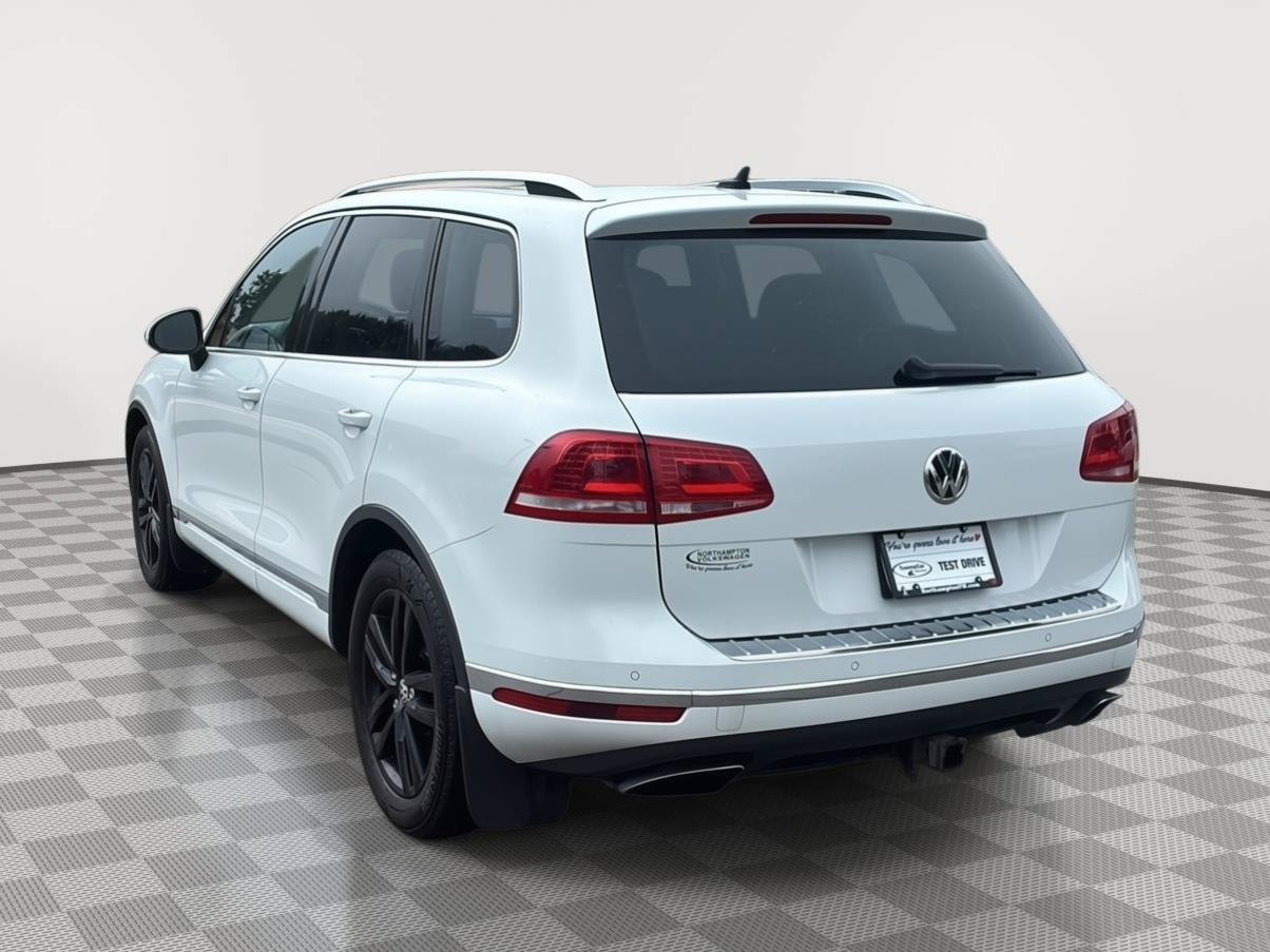 Used 2016 Volkswagen Touareg VR6 AWD/4WD image 7