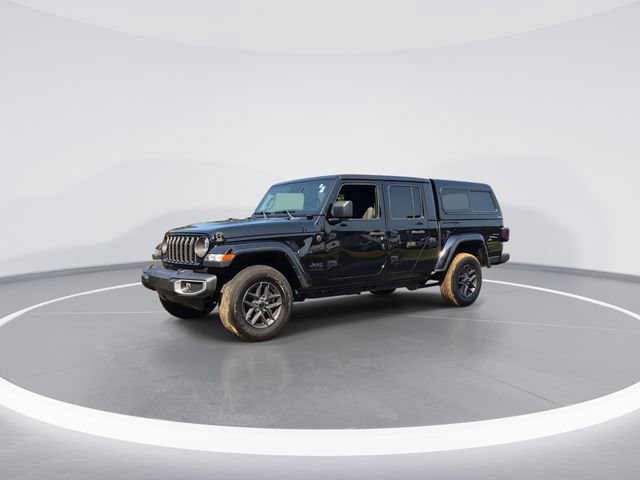 Used 2024 Jeep Gladiator Sport AWD/4WD image 4