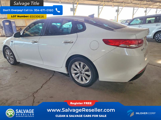 Used 2016 Kia Optima EX w/ Premium Package FWD image 3