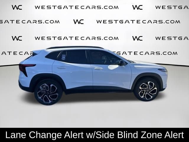 Used 2024 Chevrolet Trax RS w/ Sunroof Package image 24