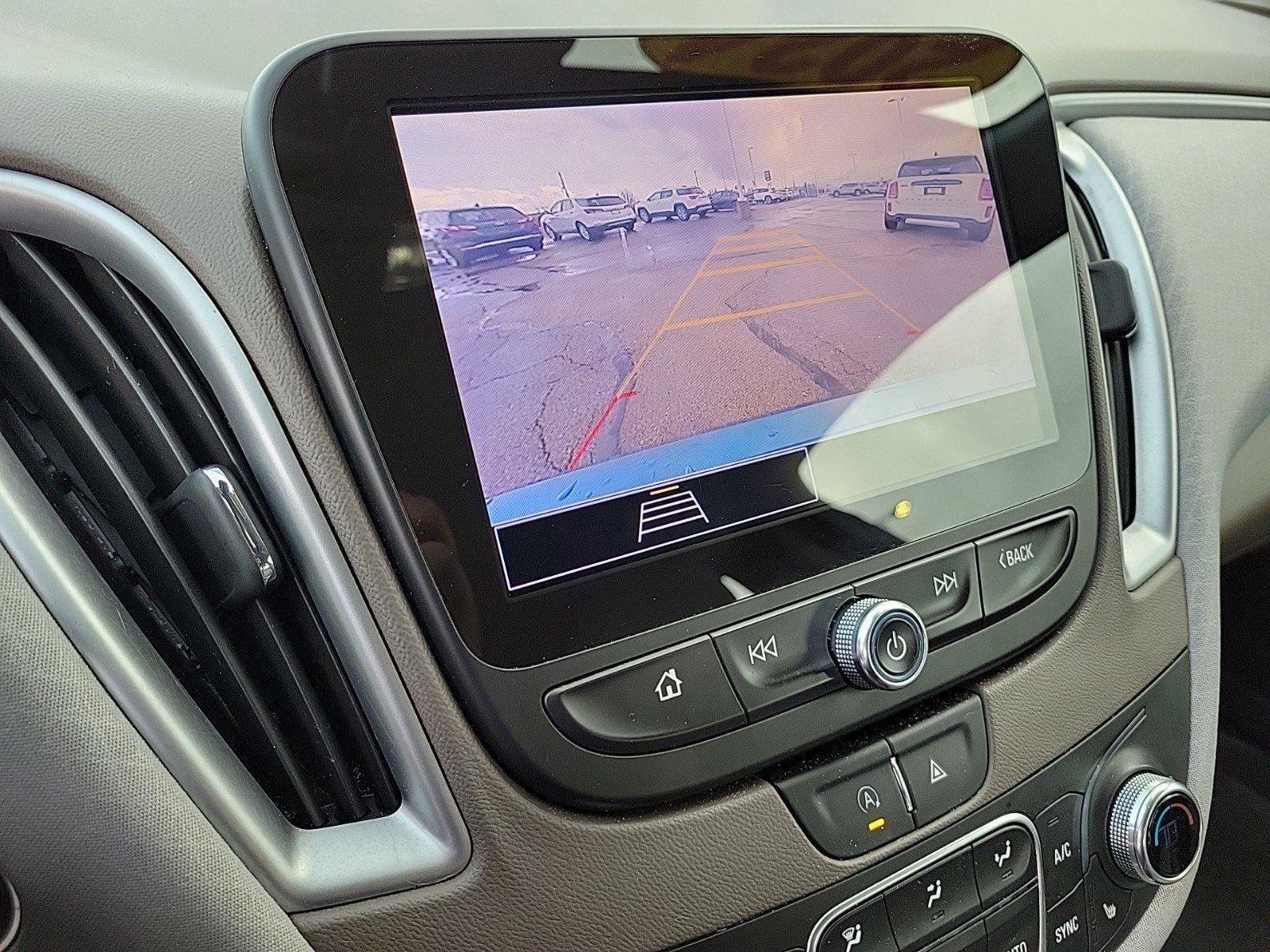 Used 2024 Chevrolet Malibu LT image 26