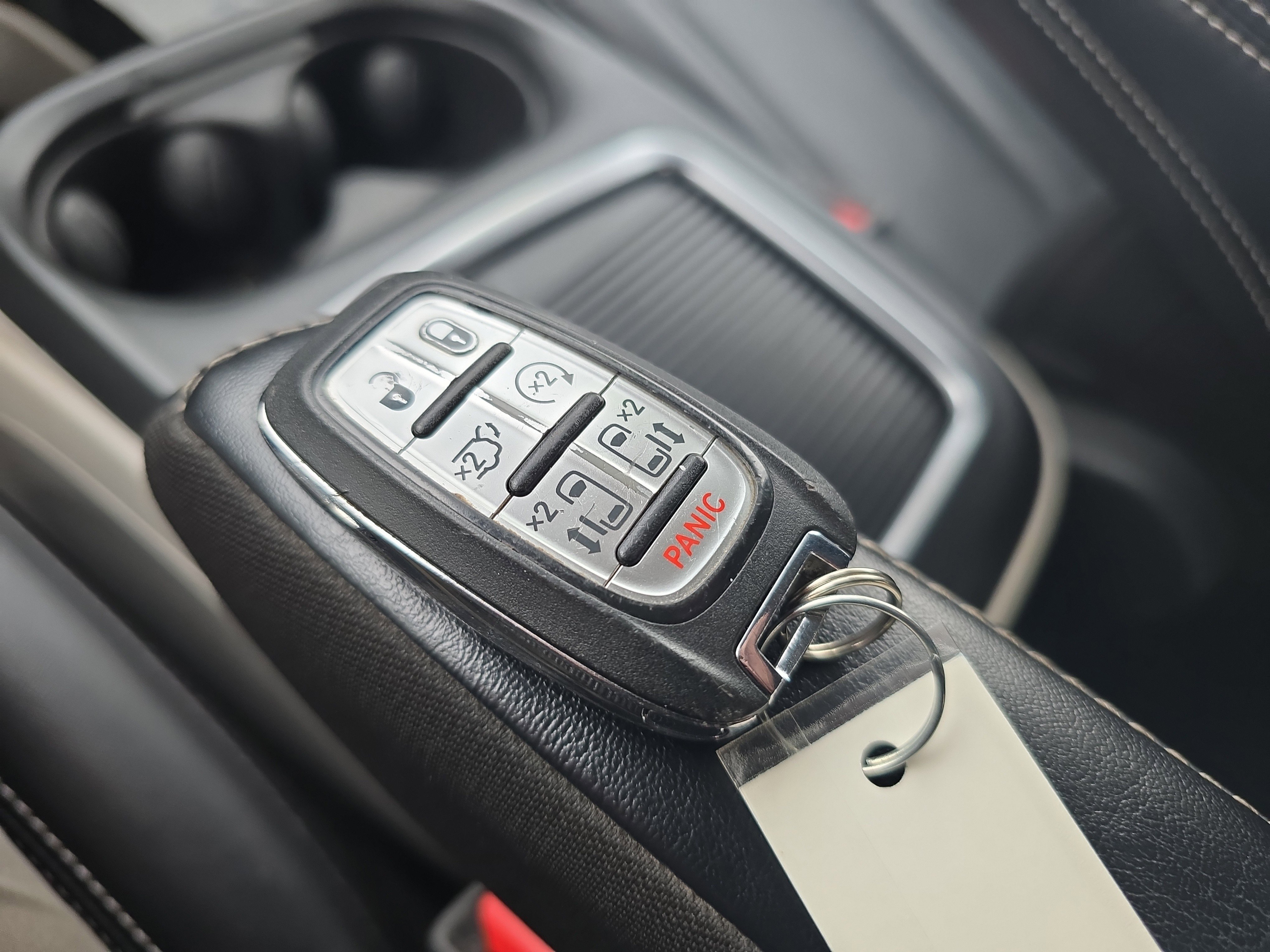 Used 2024 Chrysler Pacifica Touring-L image 35