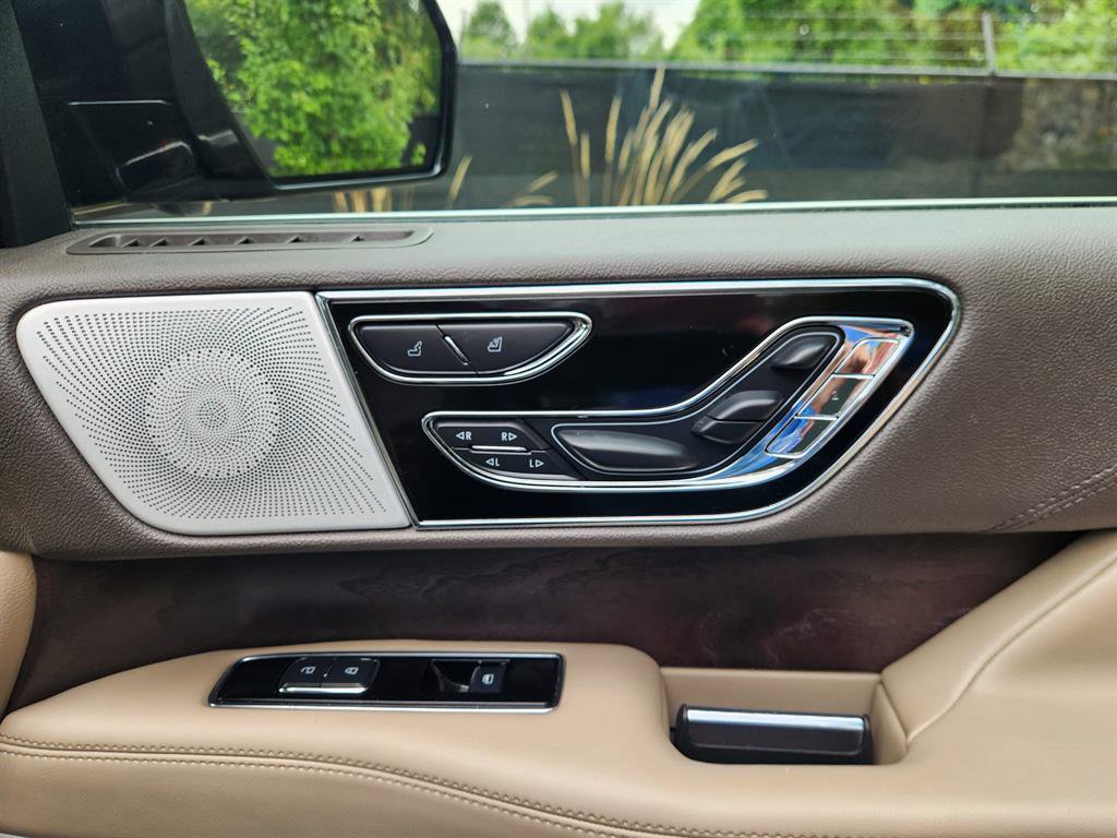 Certified 2023 Lincoln Navigator Reserve image 14