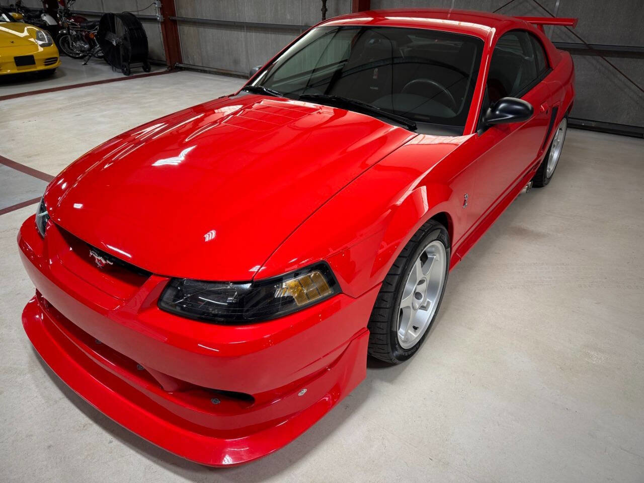 Used 2000 Ford Mustang Cobra RWD image 28