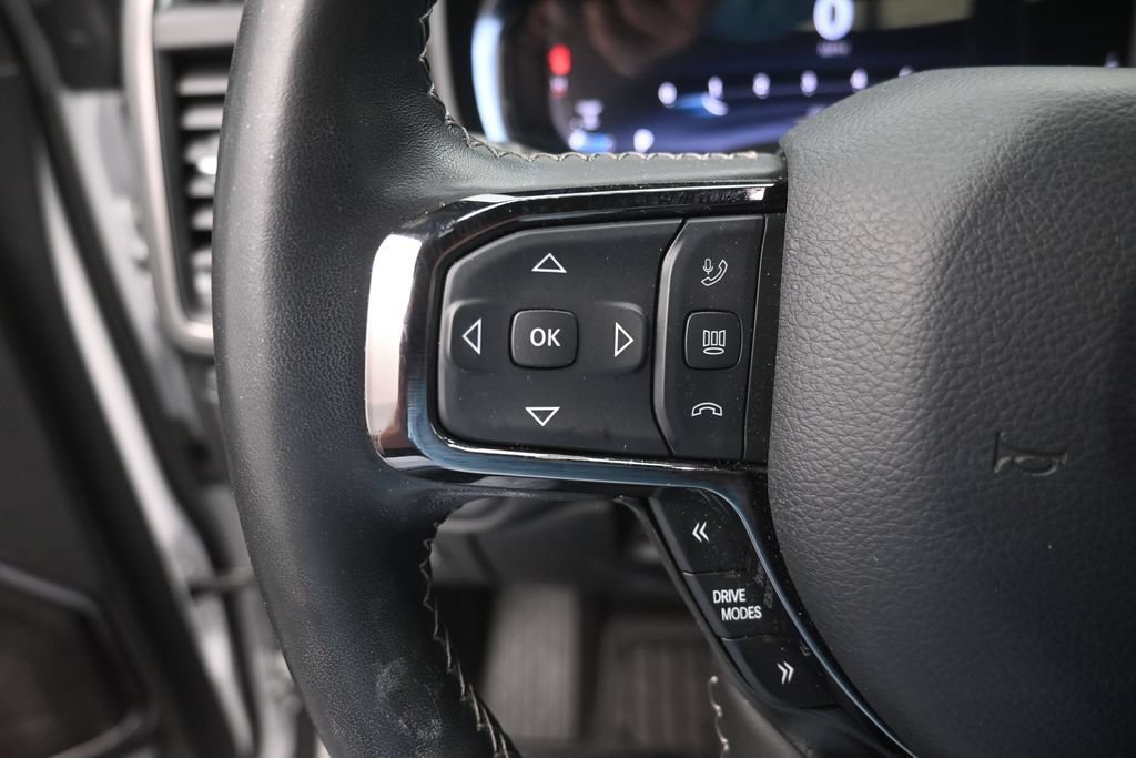 Used 2025 RAM 1500 Limited AWD/4WD image 7