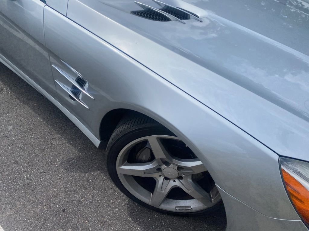 Used 2015 Mercedes-Benz SL 550 image 6