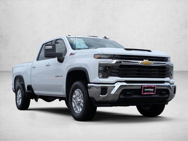 New 2026 Chevrolet Silverado 2500 LT w/ Z71 Off-Road Package AWD/4WD image 3