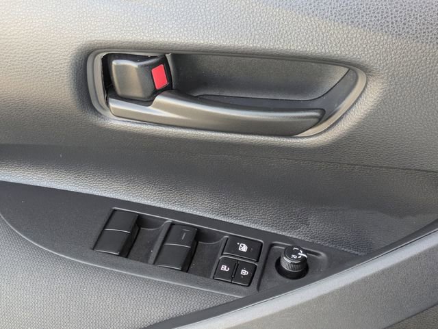 Used 2025 Toyota Corolla LE image 21