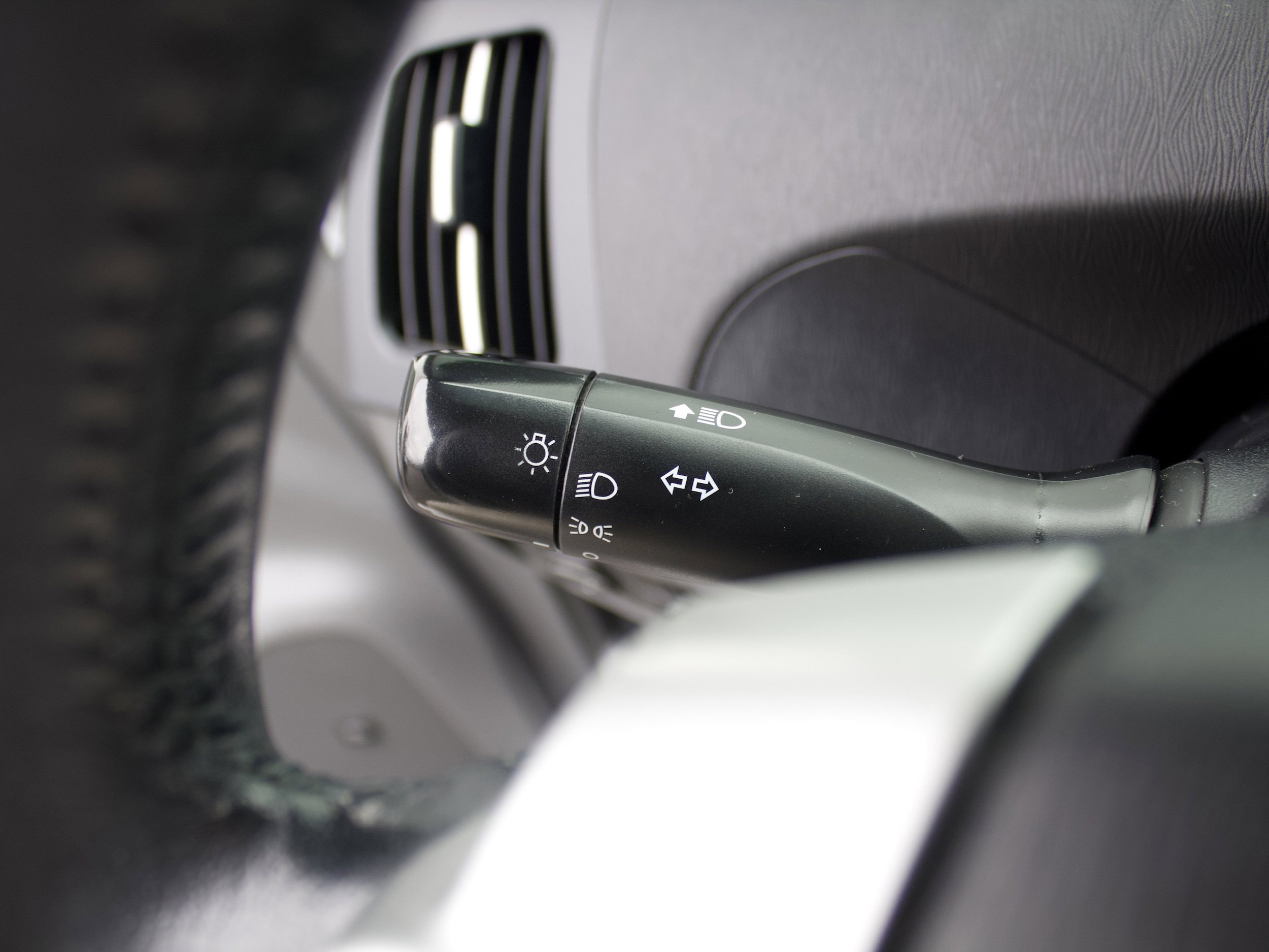 Used 2011 Toyota Prius Four w/ Solar Roof Pkg image 18