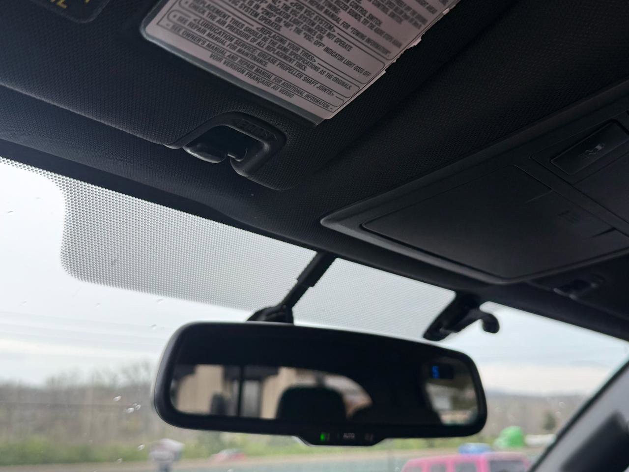 Used 2017 Toyota Tacoma TRD Sport w/ Premium & Technology Package image 29