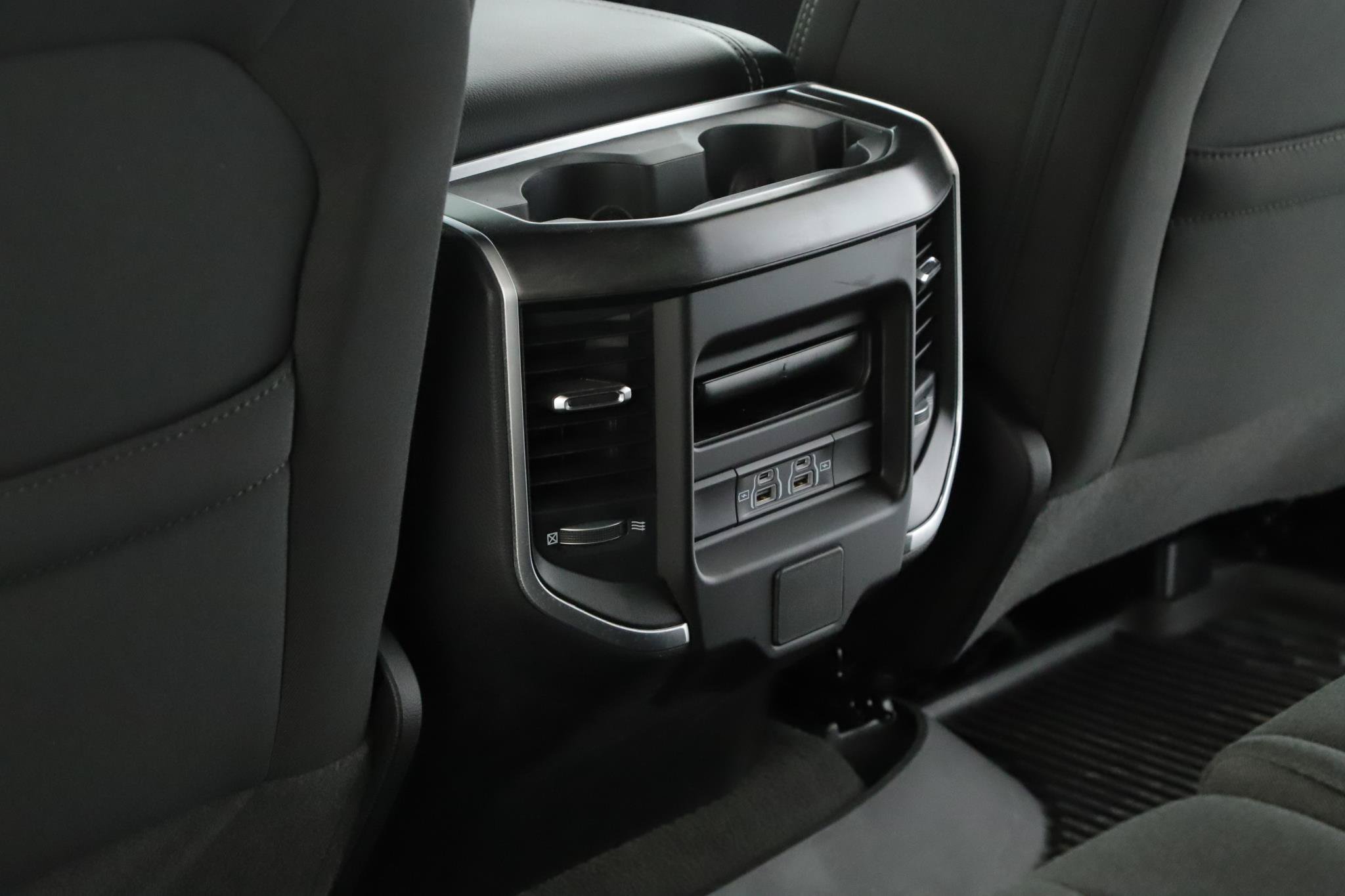 Used 2023 RAM 1500 Big Horn AWD/4WD image 6