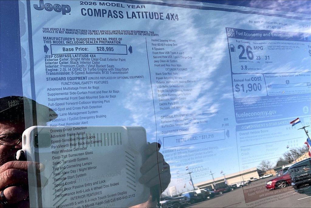 New 2026 Jeep Compass Latitude image 14