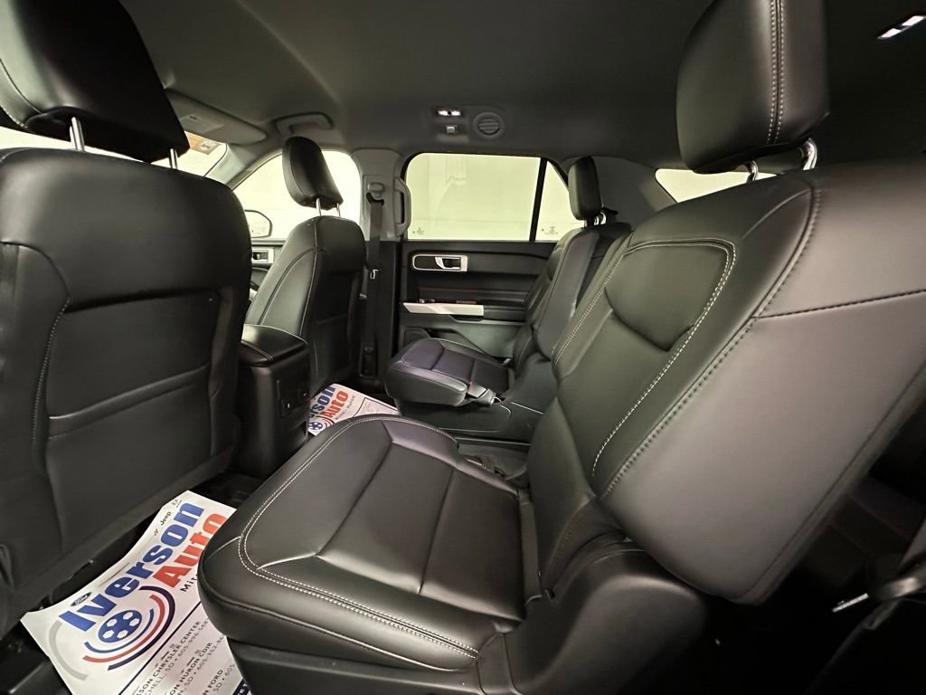 Used 2023 Ford Explorer XLT w/ Equipment Group 202A image 25