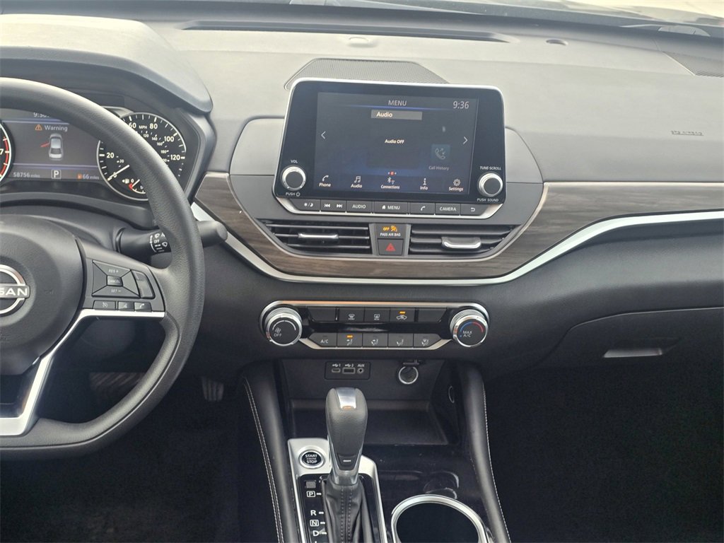 Used 2023 Nissan Altima 2.5 SV image 16