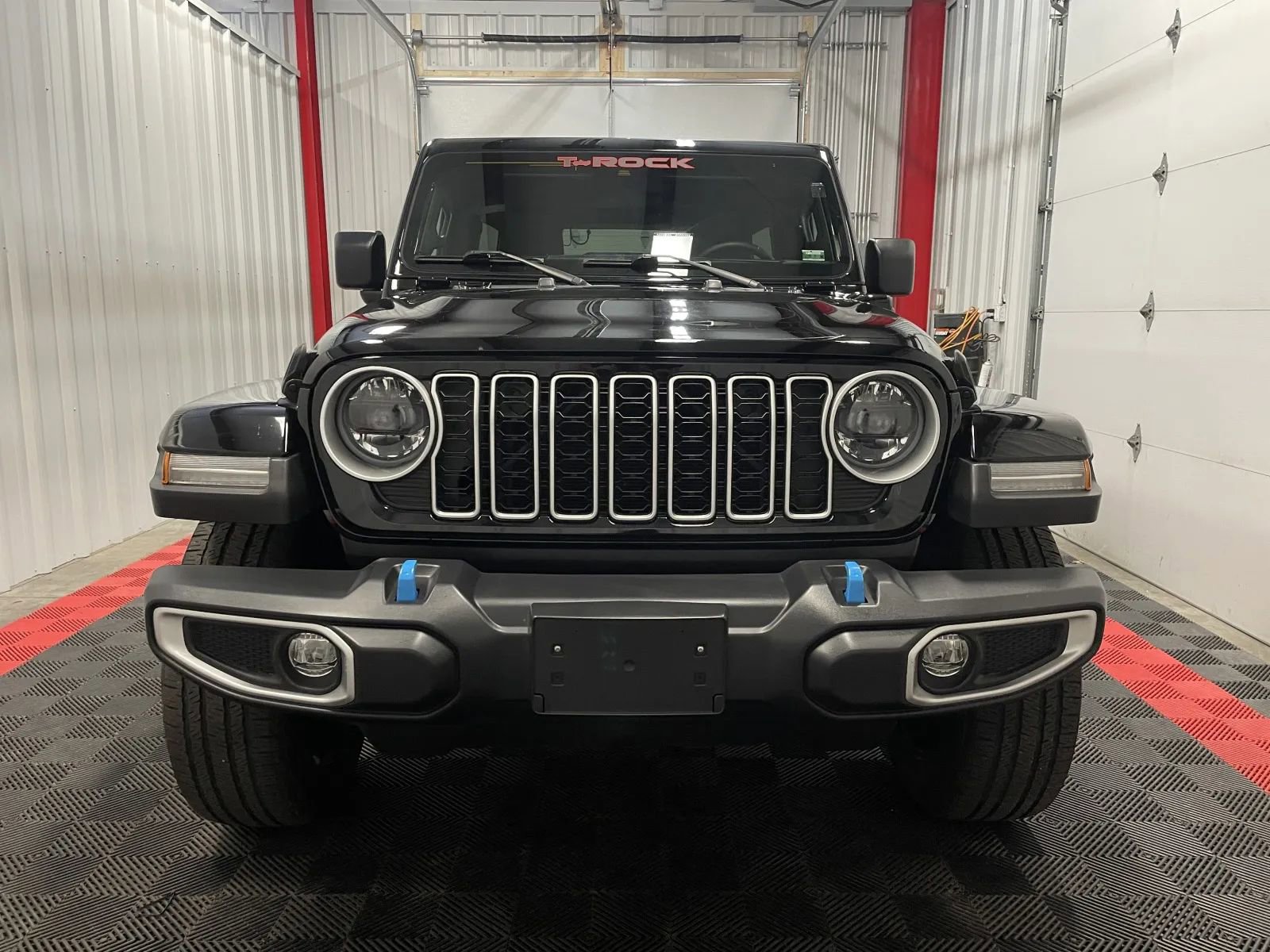 Used 2024 Jeep Wrangler Sahara 4xe image 11
