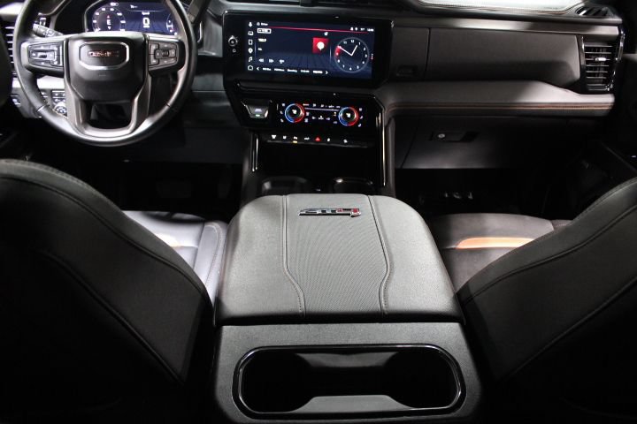 Used 2025 GMC Sierra 2500 AT4 AWD/4WD image 33