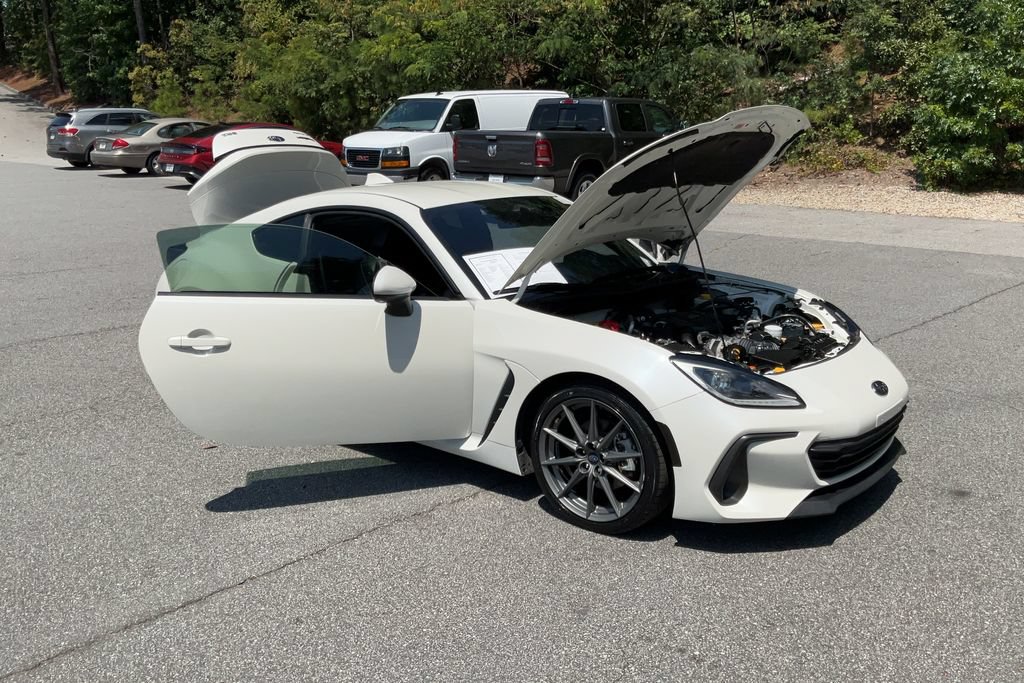 Used 2022 Subaru BRZ Limited RWD image 12