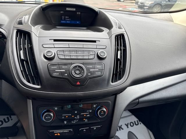 Used 2017 Ford Escape SE FWD image 16