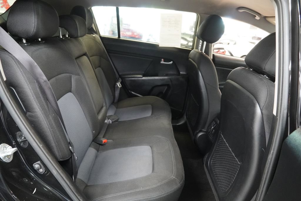Used 2015 Kia Sportage LX FWD image 14