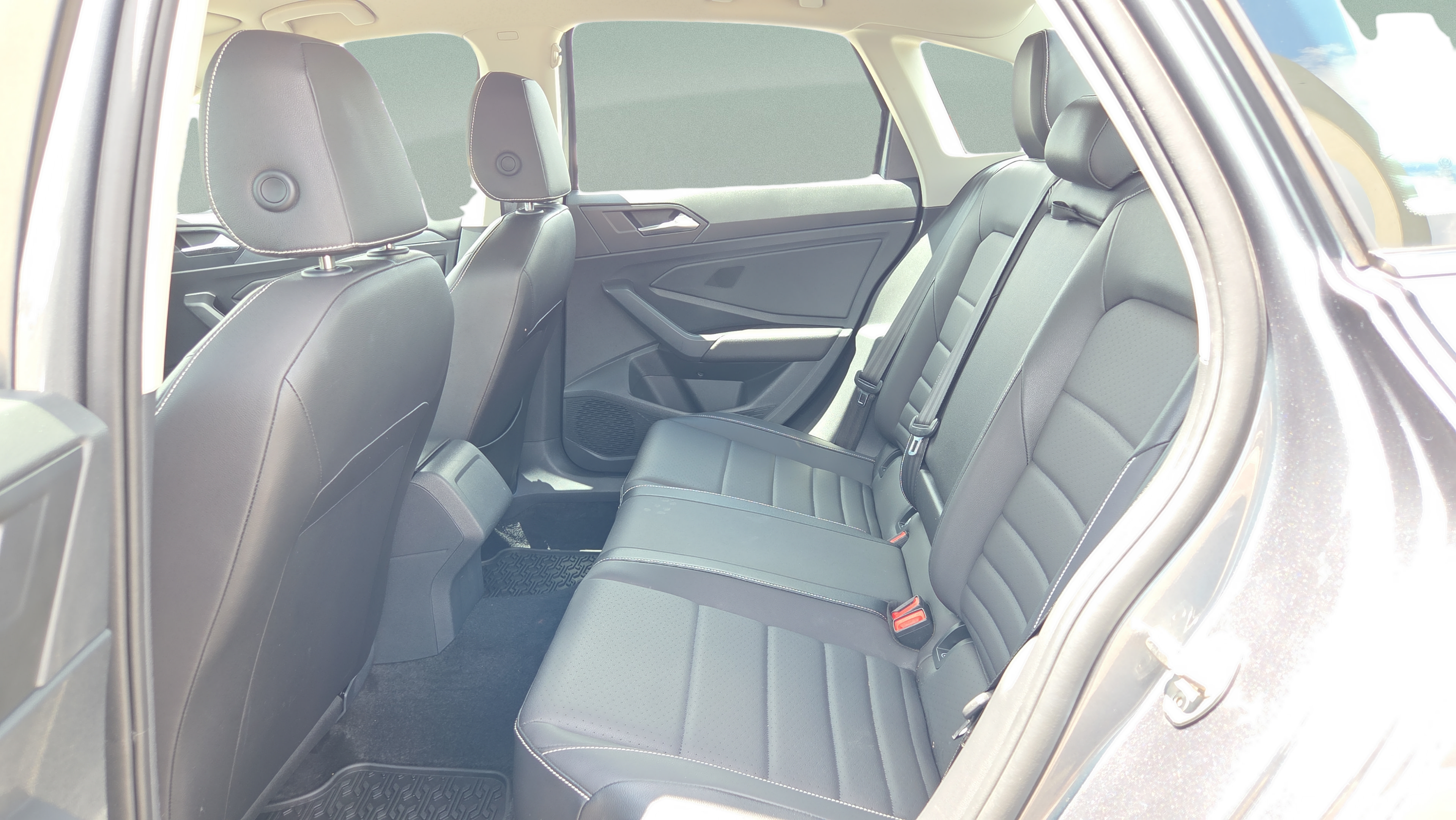 Used 2024 Volkswagen Jetta SE FWD image 10
