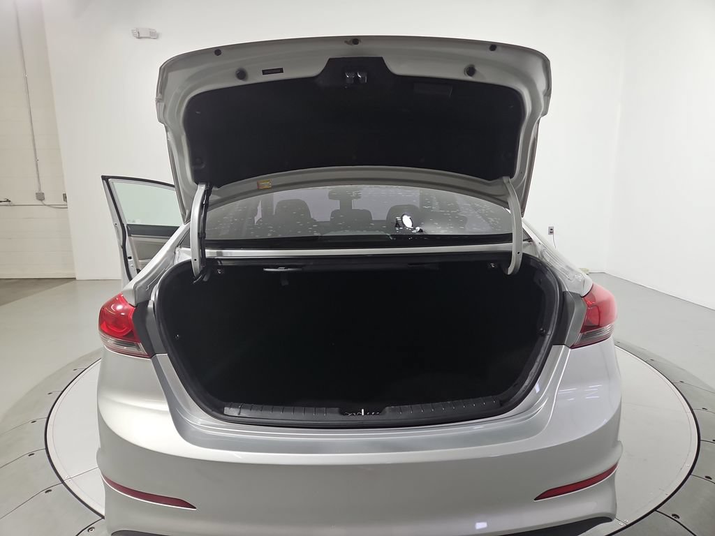 Used 2018 Hyundai Elantra Value Edition w/ Cargo Package FWD image 23