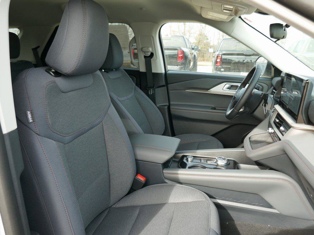 New 2026 Ford Explorer Active image 10