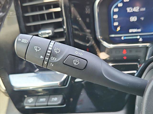 Certified 2023 Chevrolet Silverado 1500 High Country w/ High Country Premium Package AWD/4WD image 16
