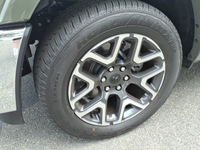 Used 2026 RAM 1500 Laramie AWD/4WD image 8