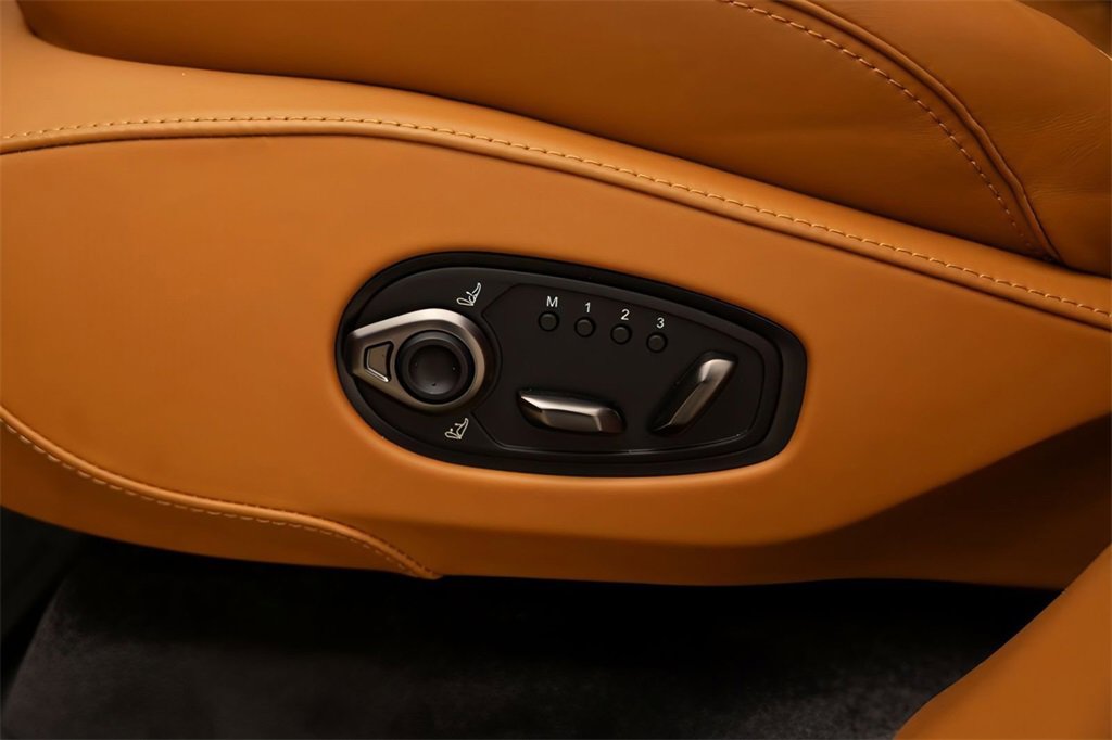 New 2025 Aston Martin DBX 707 image 18