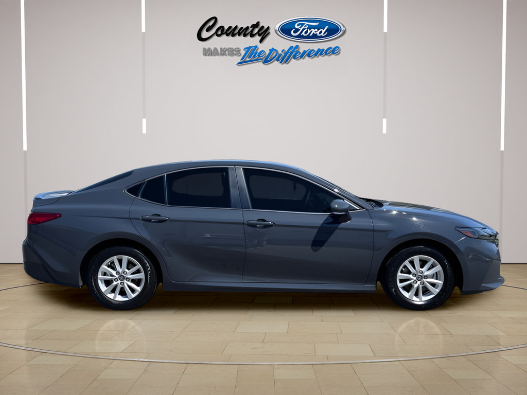 Used 2025 Toyota Camry LE FWD image 7