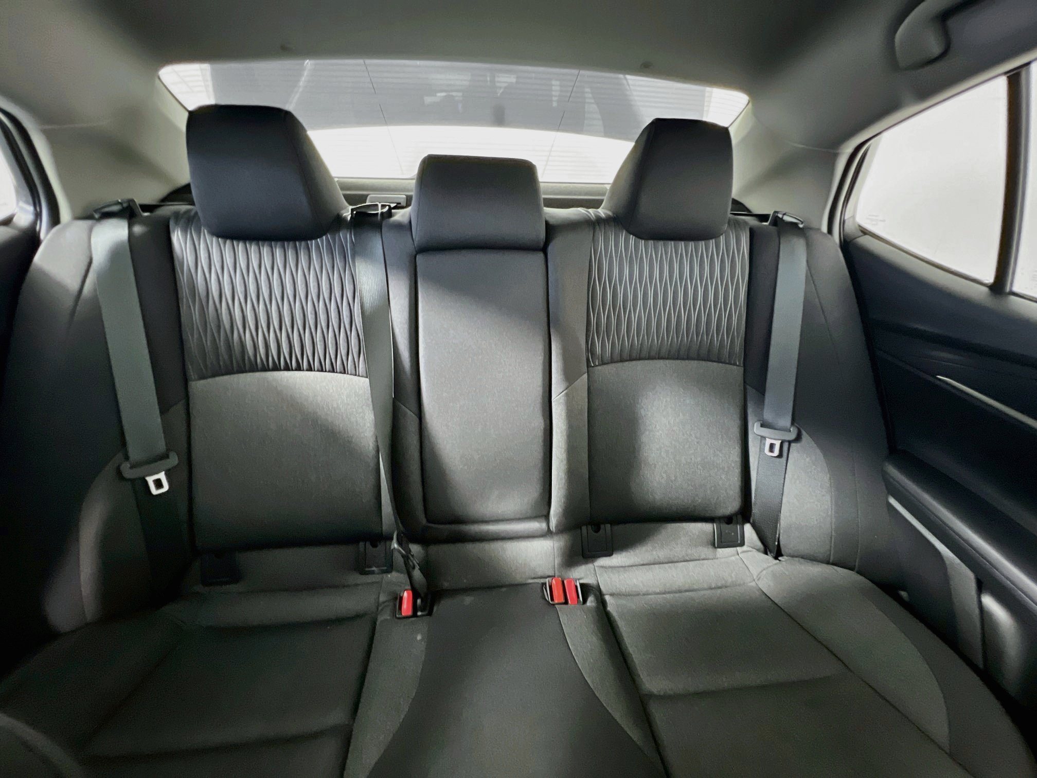 Used 2025 Toyota Camry LE FWD image 30