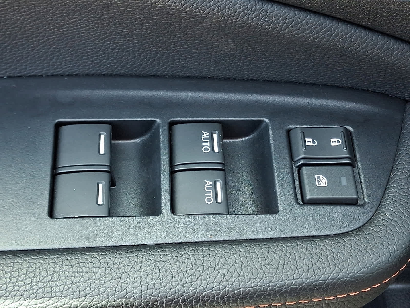 Certified 2025 Honda Passport TrailSport image 29