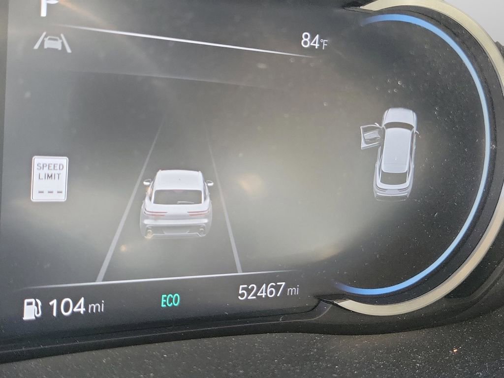 Used 2022 Genesis GV70 2.5T w/ Advanced Package image 34