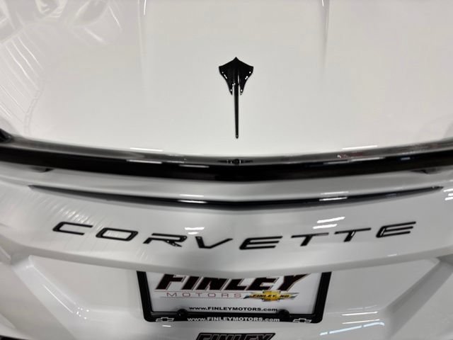 Used 2024 Chevrolet Corvette Stingray Premium Conv w/ Z51 Performance Package RWD image 6